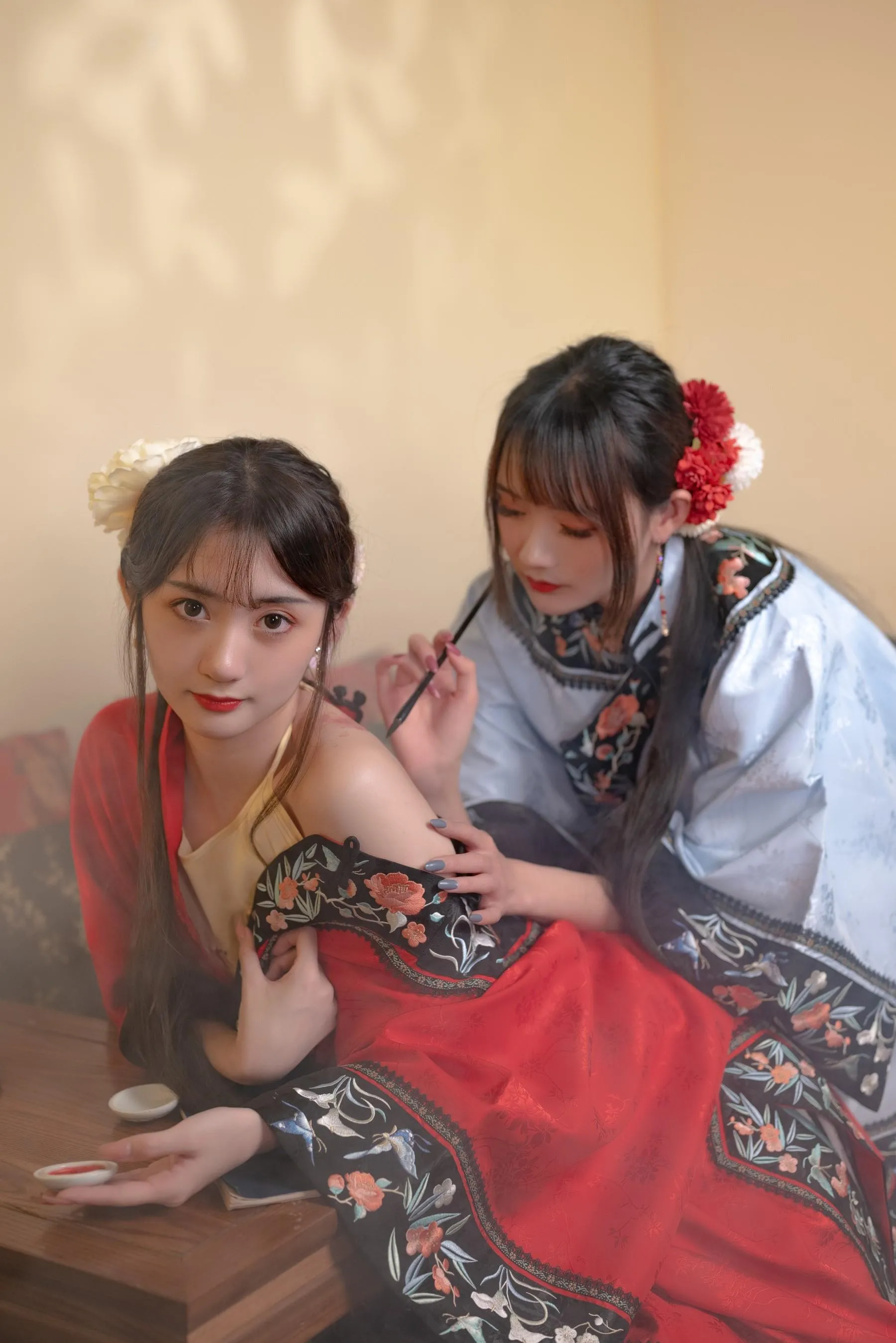 [艺图语] 2022.06.30 深闺 兔子Zzz不吃胡萝卜 [32P]插图5